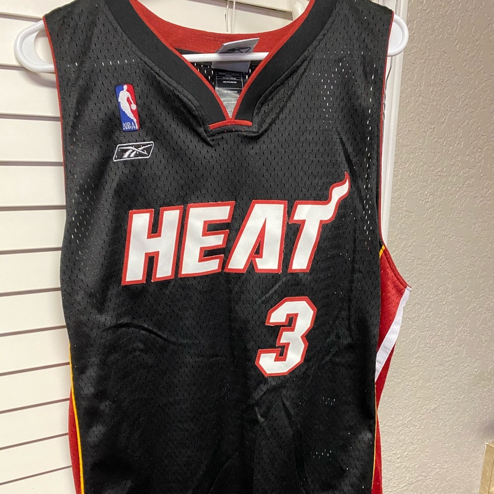 Reebok Miami Heat Black Dwayne Wade Jersey Size M